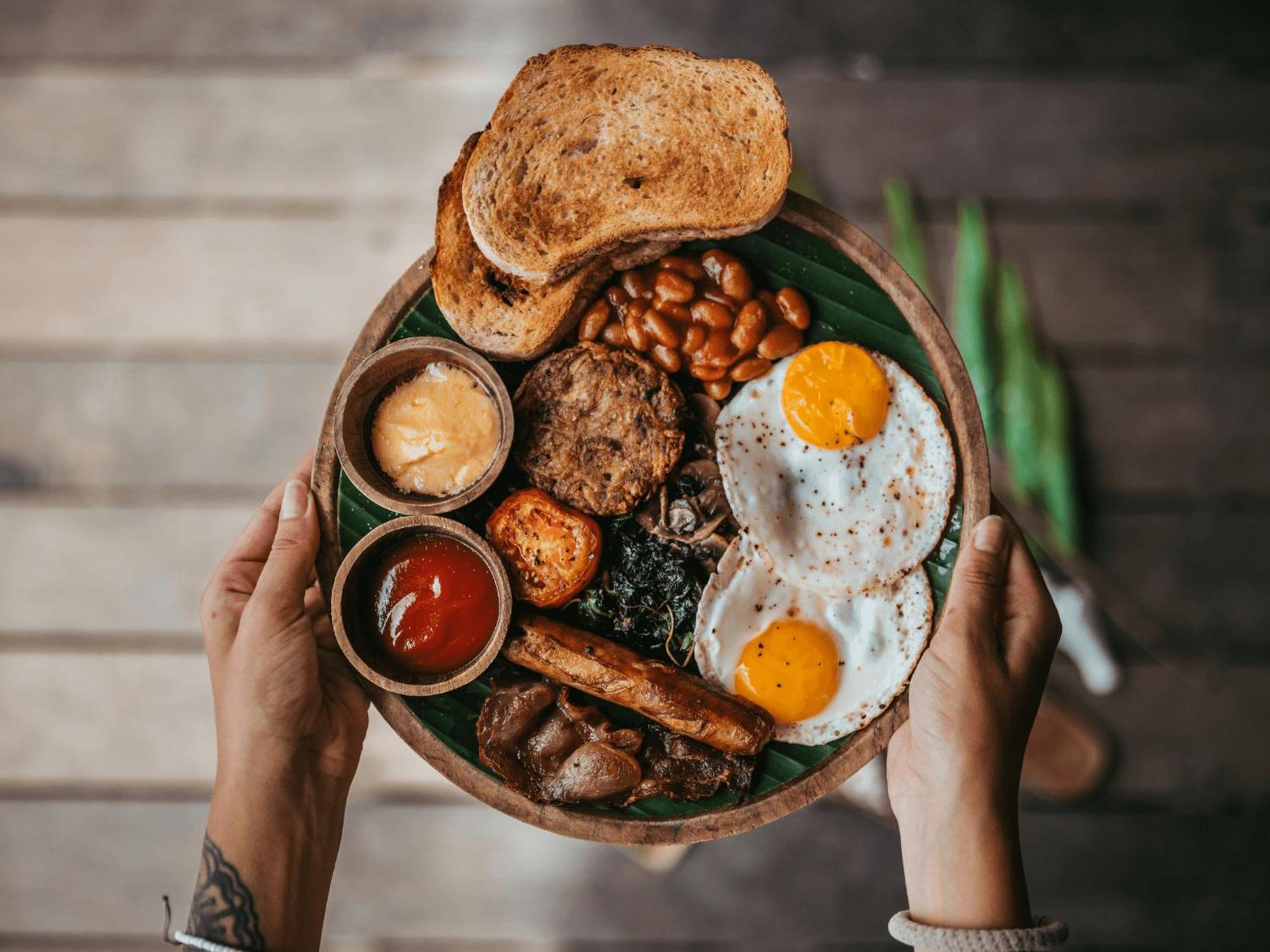 Albergue Mad Monkey Gili Trawangan Exterior foto A plate of Nasi Lemak