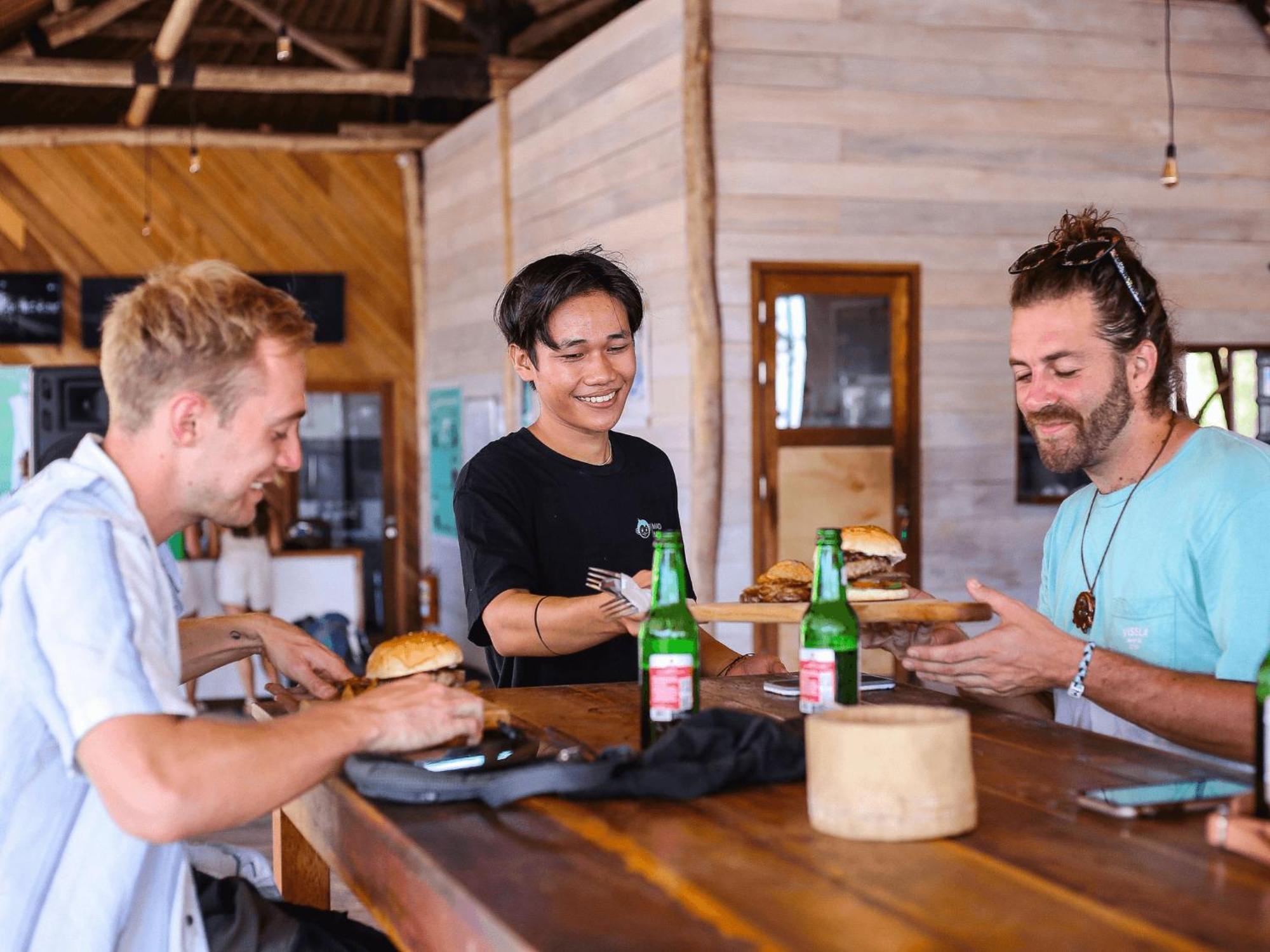 Albergue Mad Monkey Gili Trawangan Exterior foto Beer in Bali